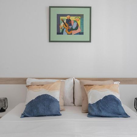 Sunny 1Bdr With Balcony & Parking Apartment Zagreb Ngoại thất bức ảnh
