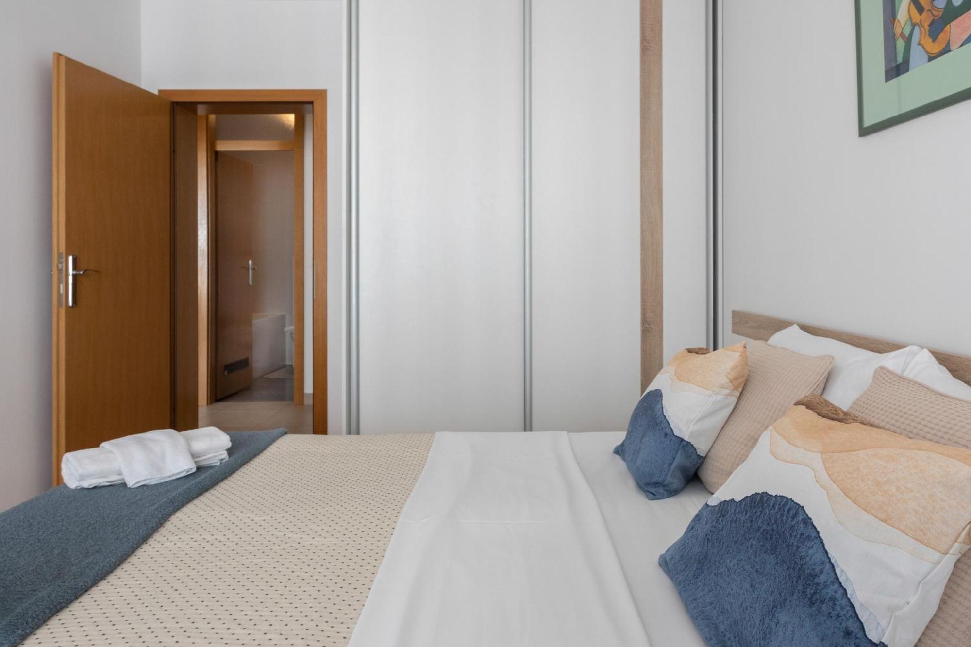 Sunny 1Bdr With Balcony & Parking Apartment Zagreb Ngoại thất bức ảnh